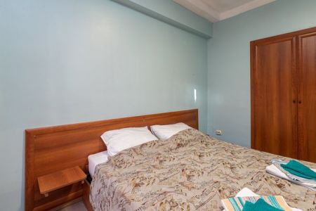 Стандартный 2-местный 2 категории (без ремонта, с балконом)