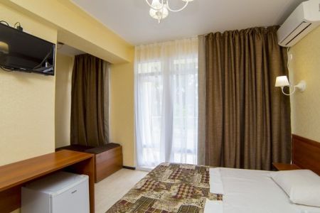 Стандартный 2-местный 3 категории (с ремонтом, без балкона)